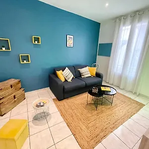 Joli Spacieux à 3 Min à Pied De La Appartement